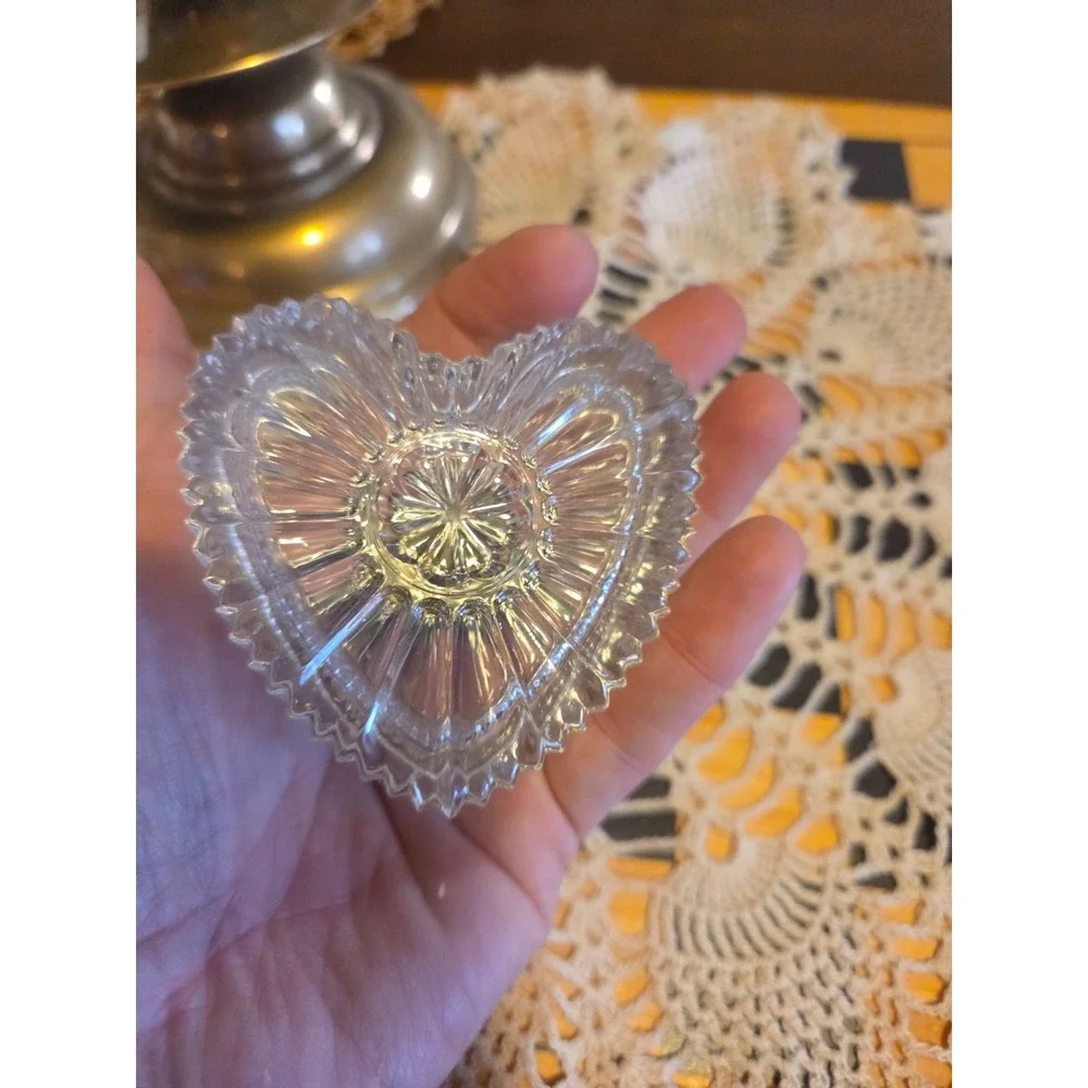 vintage depression glass swan trinket box